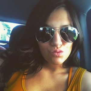 Meet your Posher, Mackenzie